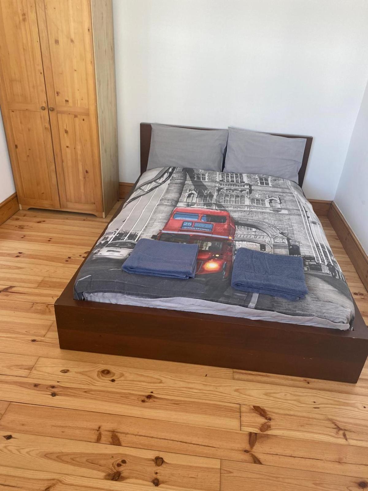 Lovely Rooms In West London Northolt  外观 照片