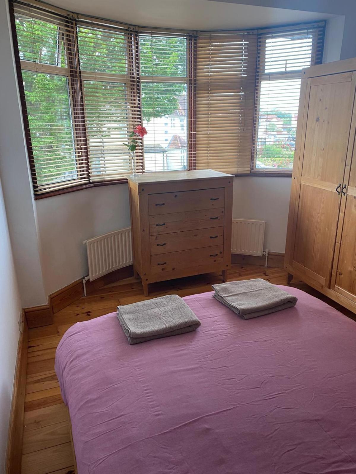 Lovely Rooms In West London Northolt  外观 照片